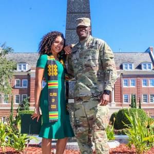 Meet your Posher, Catherine